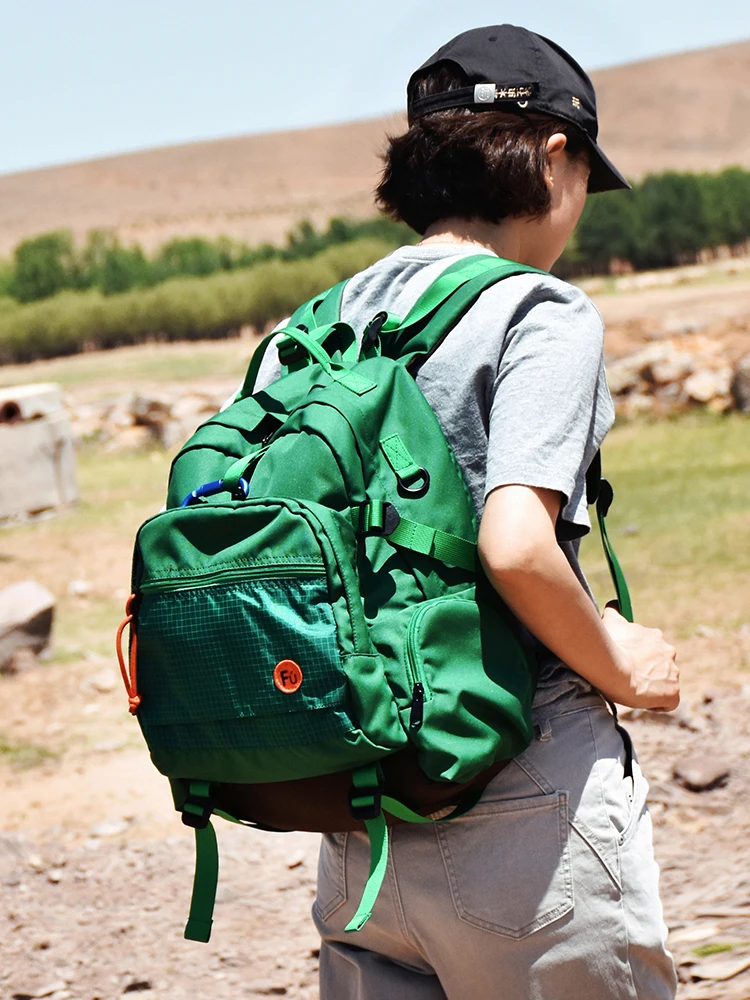 

Excursion backpack, camping hiking backpack, light school bag, computer bag.