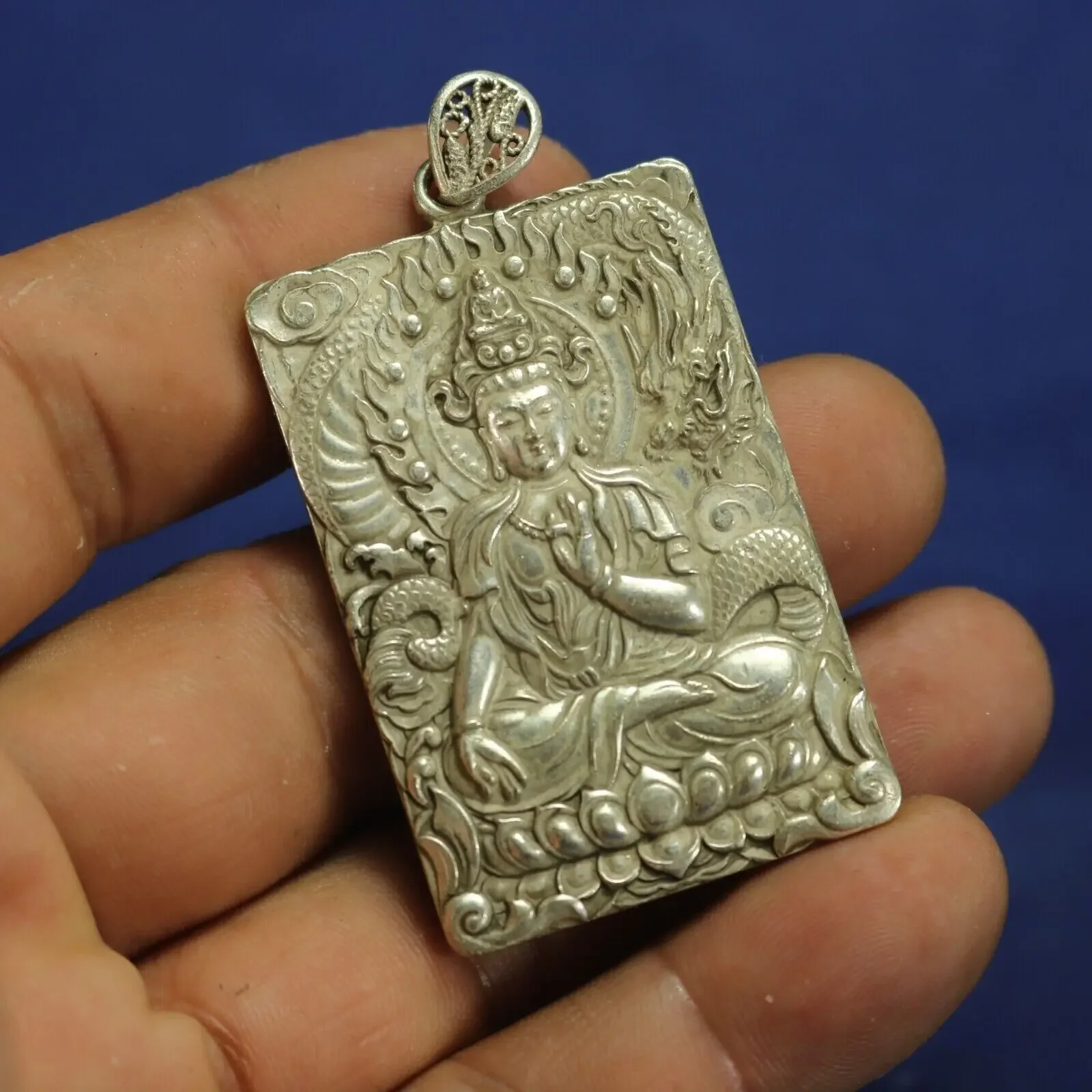 Chinese Old Tibet Silver Carved Kwan-Yin&dragon Statues Amulet Necklace Pendant