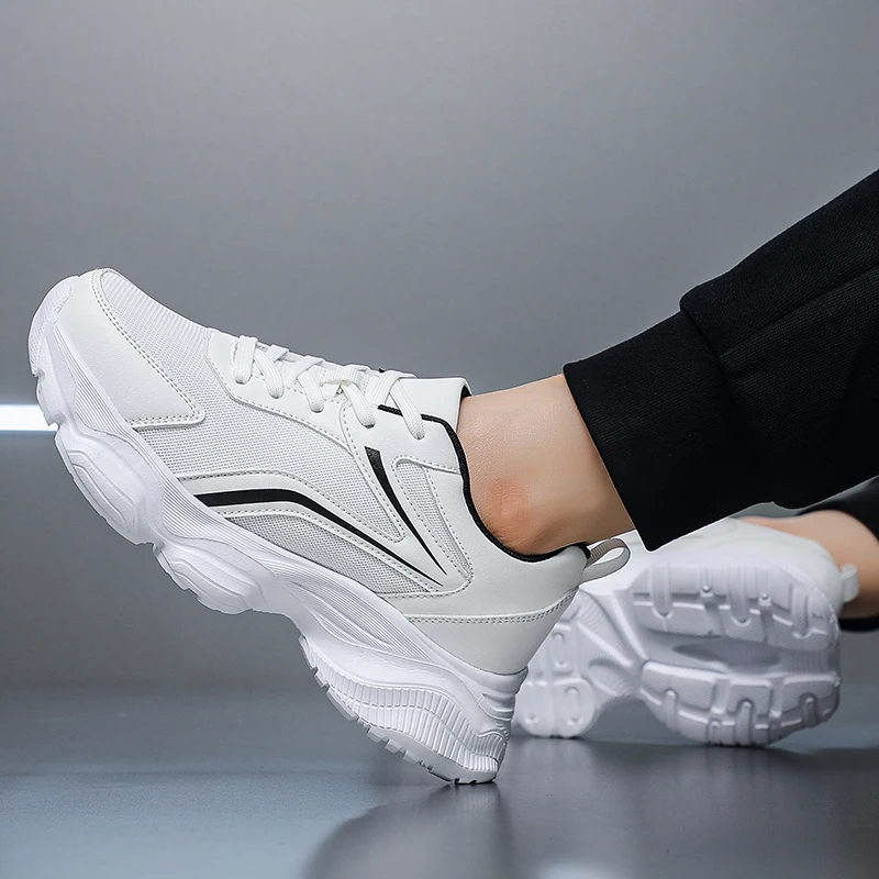 

Men's Large-sized Breathable Solid Color Striped Soft Sole Lightweight Spring and Summer Round Toe Anti-slip Casual Sports Shoes