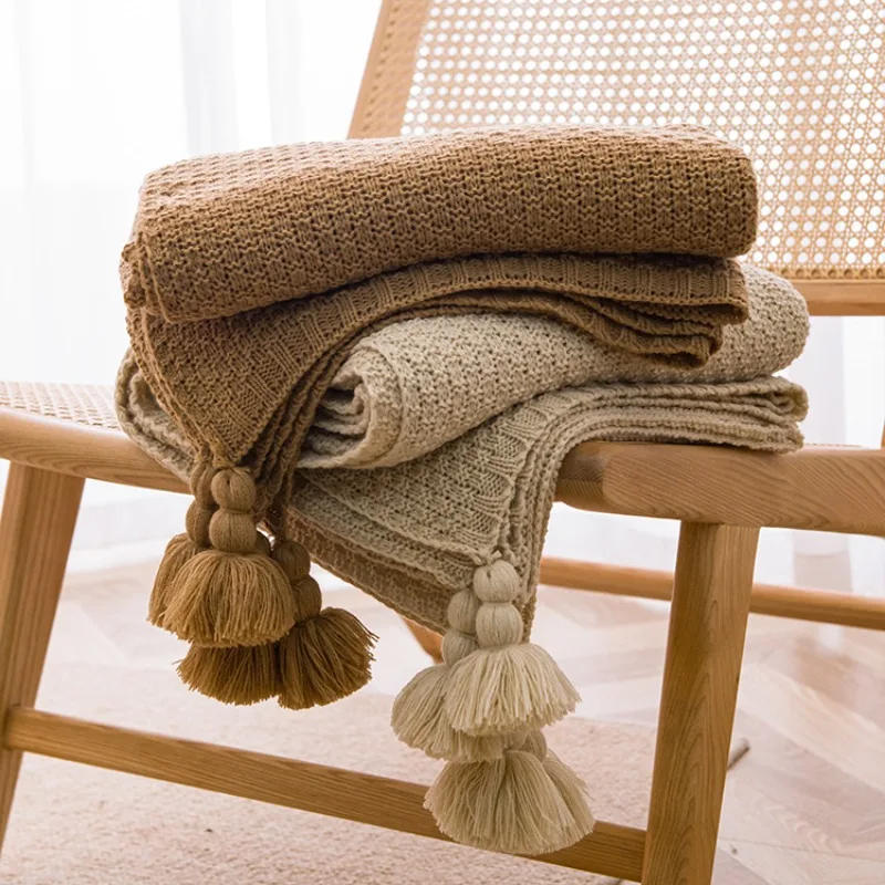 Nordic Retro Chunky Tassel Throw Blanket Boho Knitted Sofa Cover with Large Pompoms Waffle Texture Bed Runner for Living Room