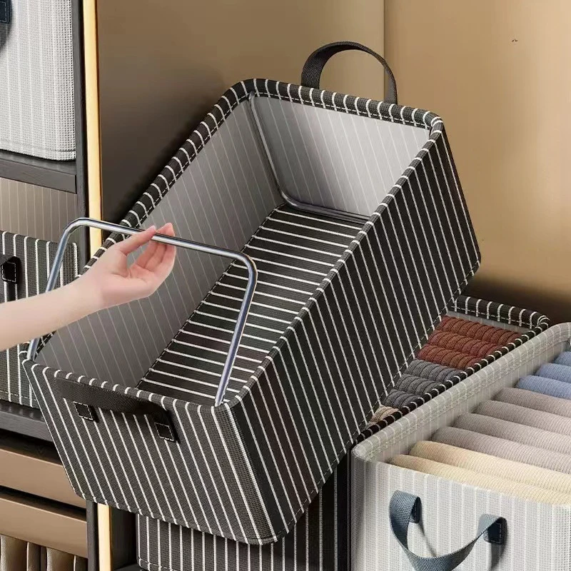 Foldable Clothes Storage Bag Large Capacity Cotton Quilt Moisture Dustproof Storage Box Portable Wardrobe Clothes Organizer