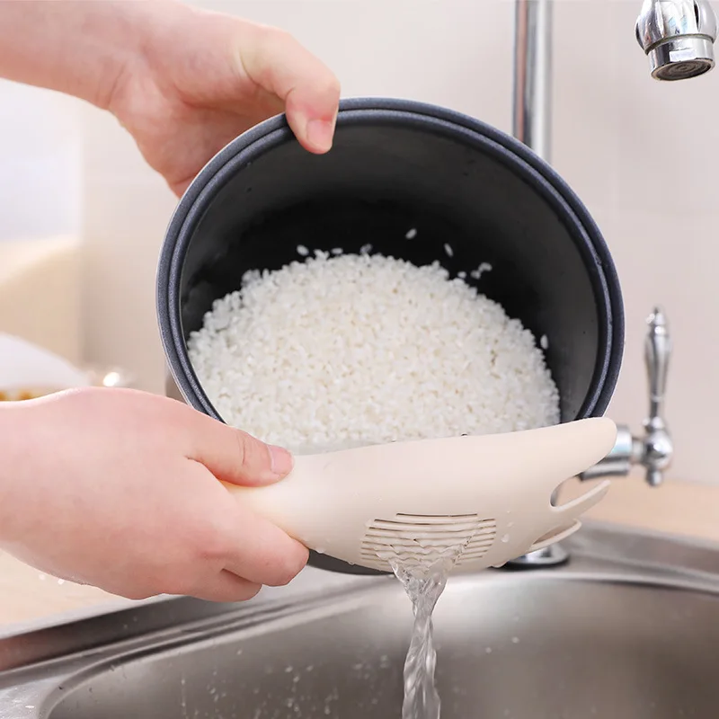 1pcs Rice Sieve Spoon Kitchen Drain Colander With Handles Rice Bowl Strainer White Rice Washing Tools Sink Drain Household Tools