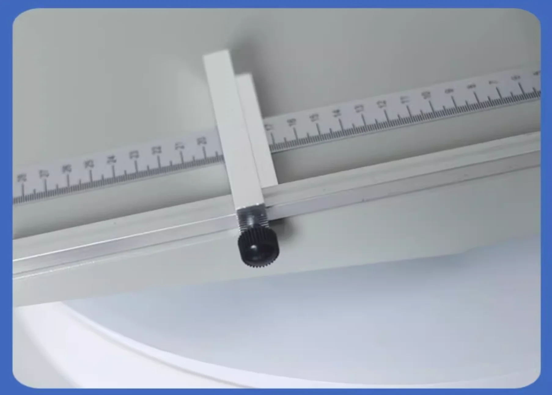 Рисунок 4 - Ручная машина для биговки бумаги