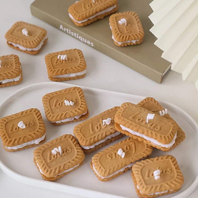 1pc Sandwich Cookie Biscuit Aromatherapy Candle Paraffin Wax Purified Air Scented Candles Home Decoration Shooting Props