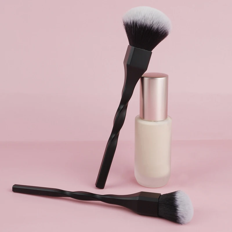 Professional Spiral Makeup Brush - Soft Synthetic Kabuki Brush for Liquid Powder Foundation & Blush, Luxury Face Cosmetic Brush