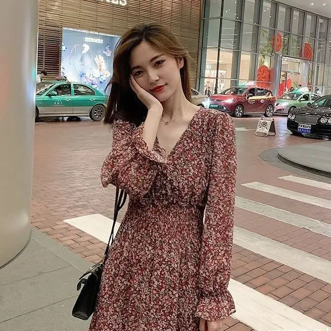 Floral Dress with Fashionable Long Sleeves Vintage Style Slimming Print Fairy Long Skirt Super Fairy New Minimalist Dresses