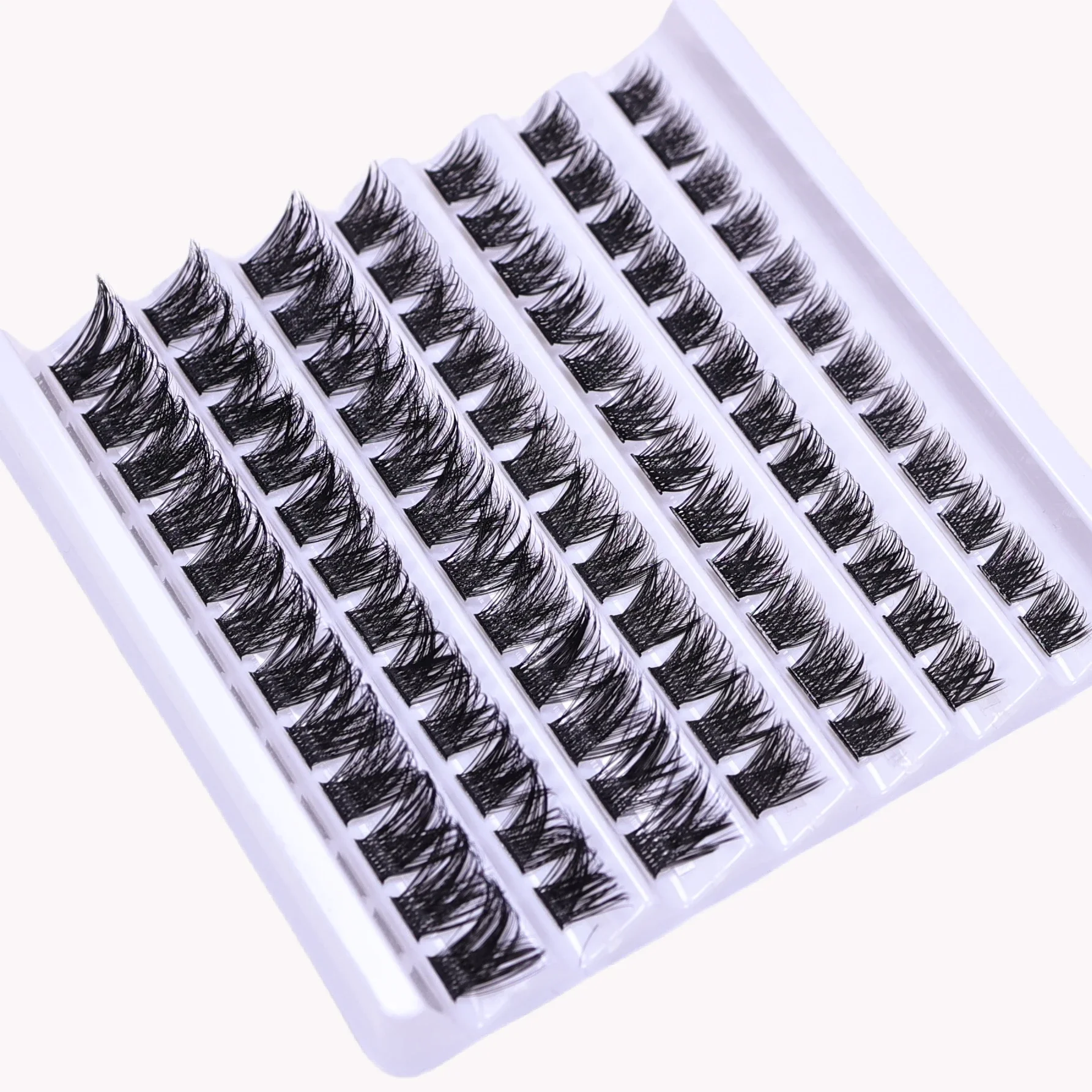 Lash Clusters 84pcs Cluster Lashes 8-16mm Wispy ขนตาธรรมชาติดู Lashes D Curl Fluffy Cluster Lash DIY ขนตา