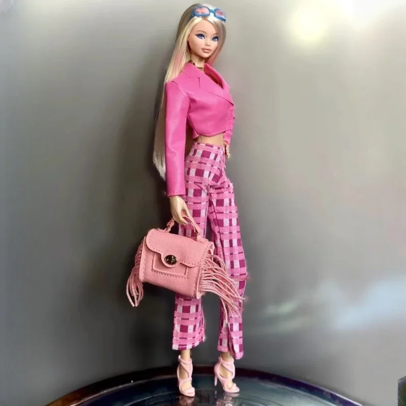 Nova caixa de presente da moda de boneca sorridente-brelho brilhante vestir-se brinquedo com roupas elegantes combinando presente de aniversário perfeito