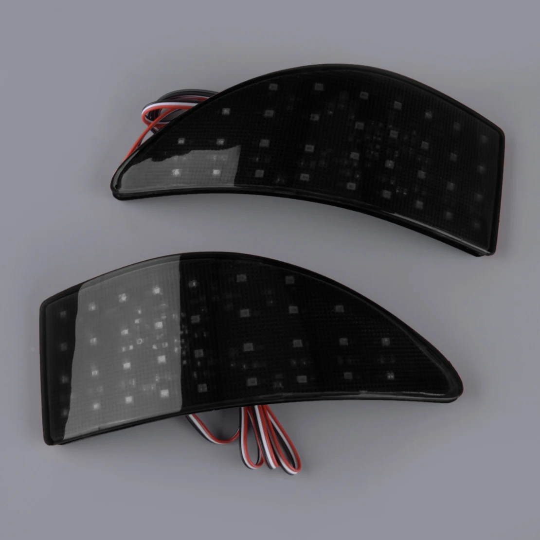 

LX1184100 1 Pair Black Lens LED Rear Bumper Lamp Reflector Light 8191053021 8192053021 Fit for Lexus IS250 IS350 2006-2012 2013