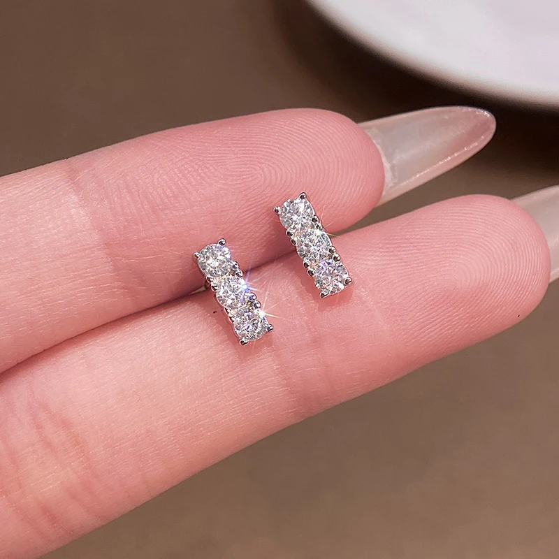 

KNB Elegant Stud Earrings Round Certified Moissanite Diamond For Women Real 925 Sterling Silver For Wedding High Quality Jewelry