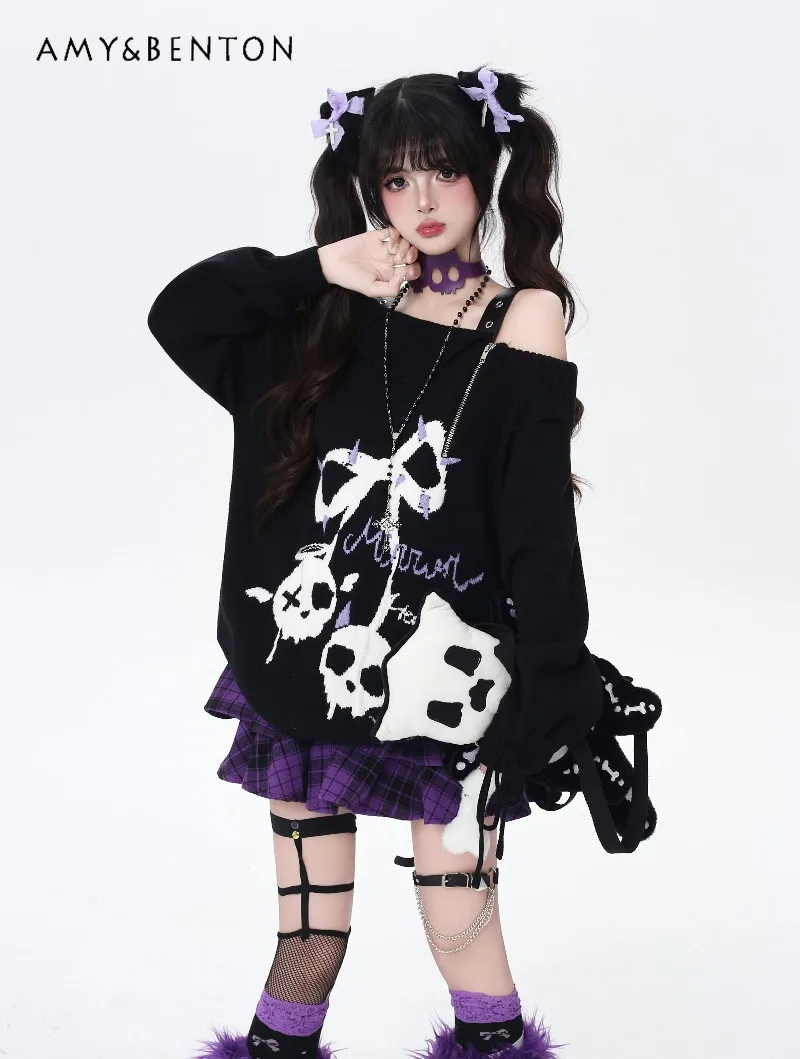 

Оригинальный кожаный свитер с открытыми плечами и пряжкой, милый стильный вязаный свитер для девочек, осень-зима, милый сексуальный свободный тонкий пуловер с вышивкой бантом