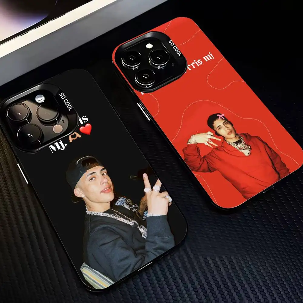 Chile Singer C-Cris…