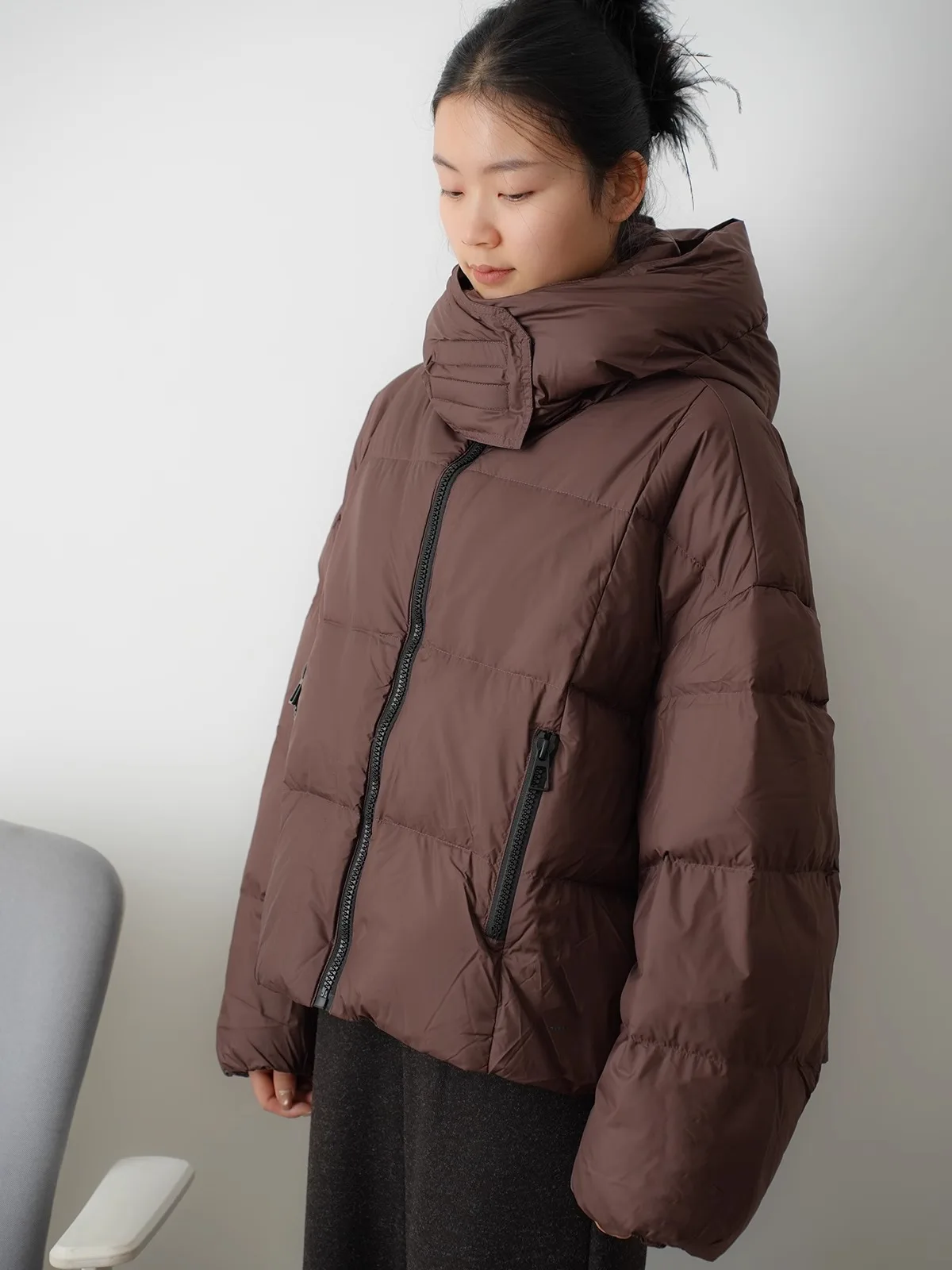 

Женская утепленная куртка-пуховик с 90% белым утиным пухом, зимнее теплое пальто свободного кроя с длинными рукавами на молнии для повседневной носки