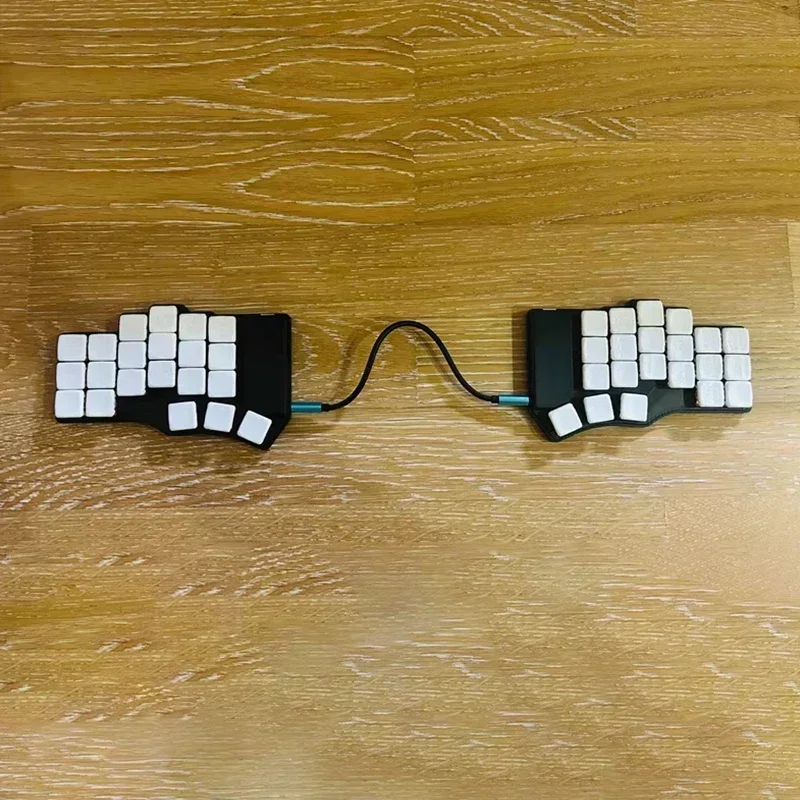 Piantor Split Keyboard 42-row Low-profile Wired Ergonomic Keyboard Customized VIAl Key-changing Office Game Split Keyboard Kit