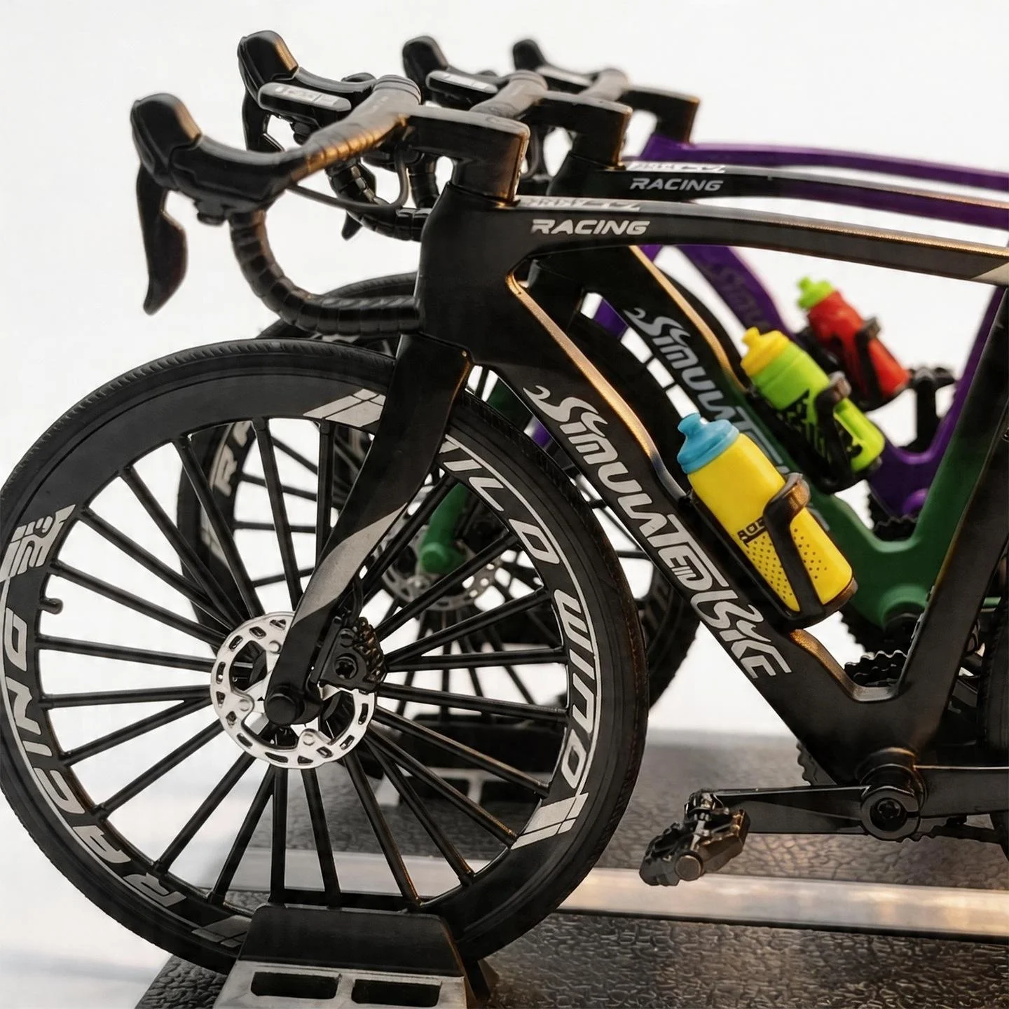 1:6 Scale Die-Cast Alloy Mini Speed Bicycle Model Bicycle Road Bike Alloy Model Racing Simulation Gift Ornament