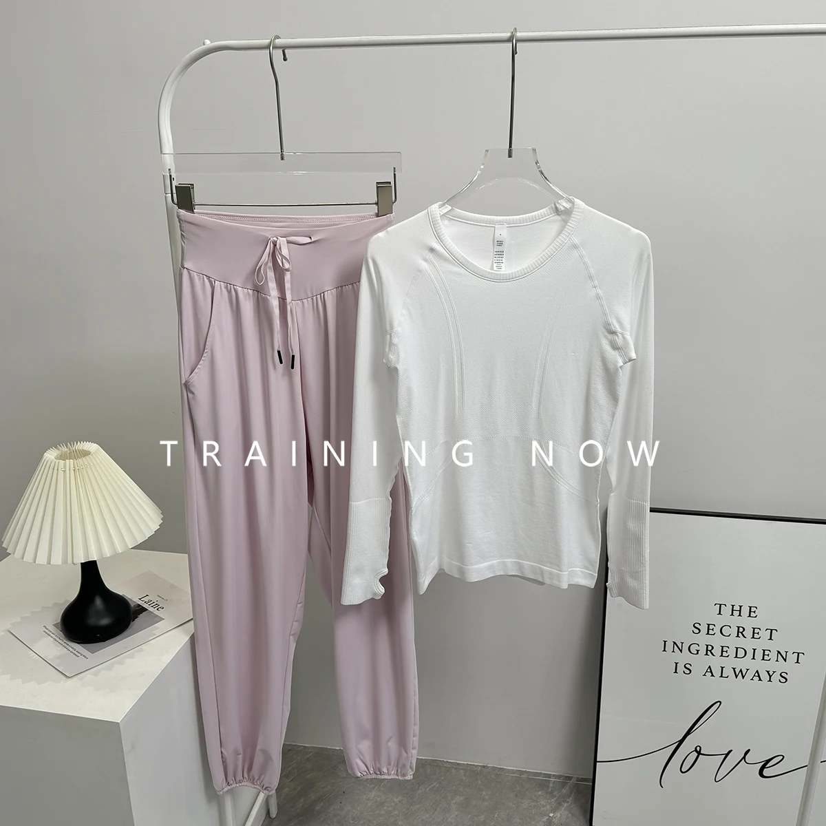 

Sports suit for women in autumn fashionable and beautiful morning running speed drying suit 2025 new professional yoga