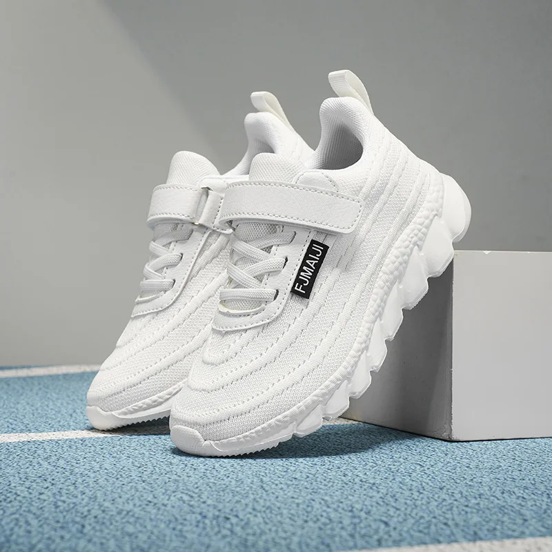 A pair of children's running sneakers, hook‑and‑loop closure, soft upper for daily school wear BD‑32