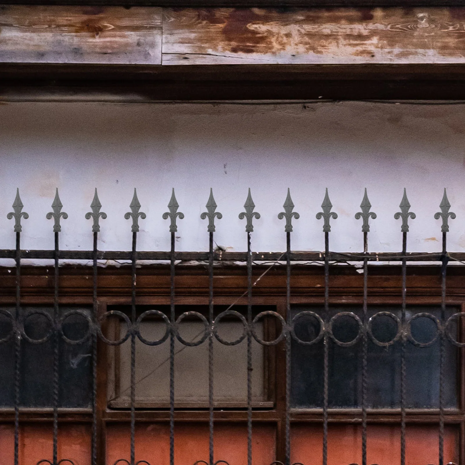 

1pc Cast Iron Accessories Decorative Fence Topper For Garden Yard Outdoor Metal Post Cap Fence Finial Deck Railing Column Cover