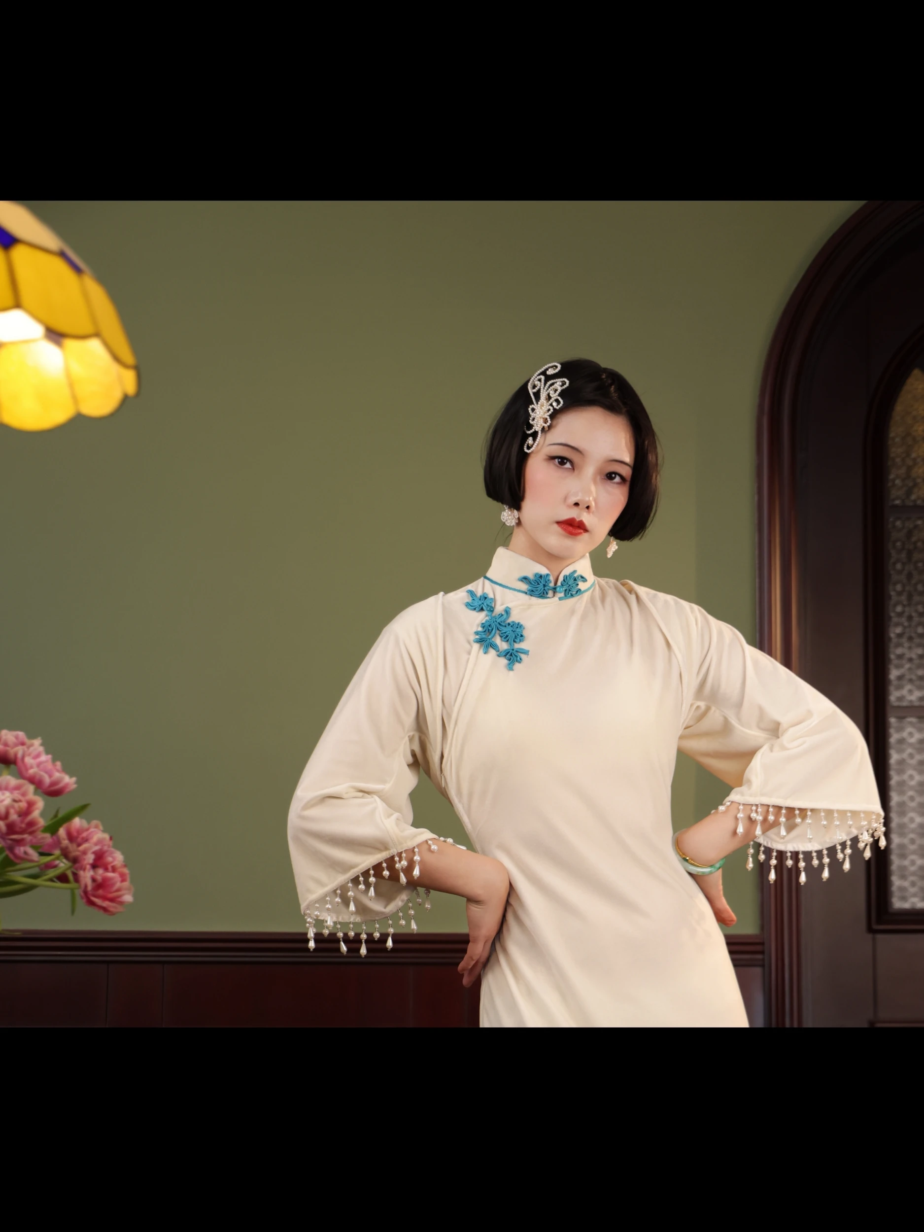 

Original Design Velvet Tassel oulder awl White Open Cardigan Outerwear for Autumn Winter by Top Ulara