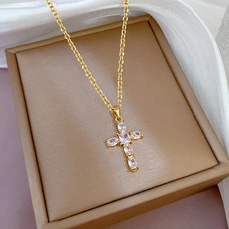 CAOSHI Trendy Cross Pendant Necklace Female Brilliant Zirconia Jewelry for Party Fashion Gold Color Accessories for Anniversary