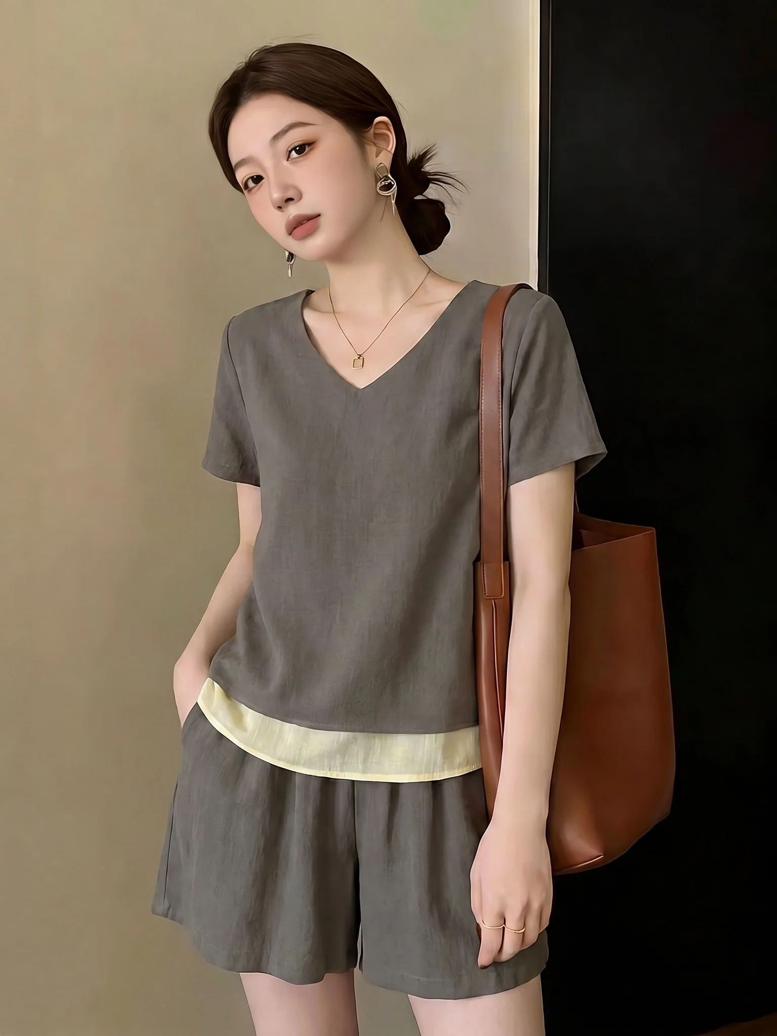 

plus Size Summer Fashion Set Lazy Style Fake Two-Piece Shorts Two-Piece Suit Women's Clothing V-Neck Short Sleeve T-Shirt