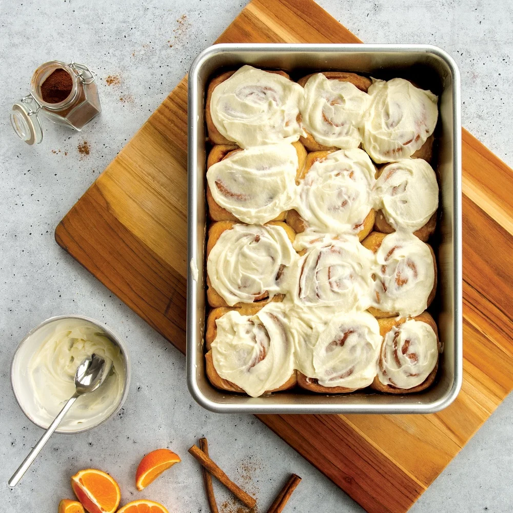 الألومنيوم الطبيعي 9x13 مستطيلة كعكة عموم غير عصا الخبز خزفي الكعك لفات البيض خبز دائم الاعوجاج مقاومة المهنية