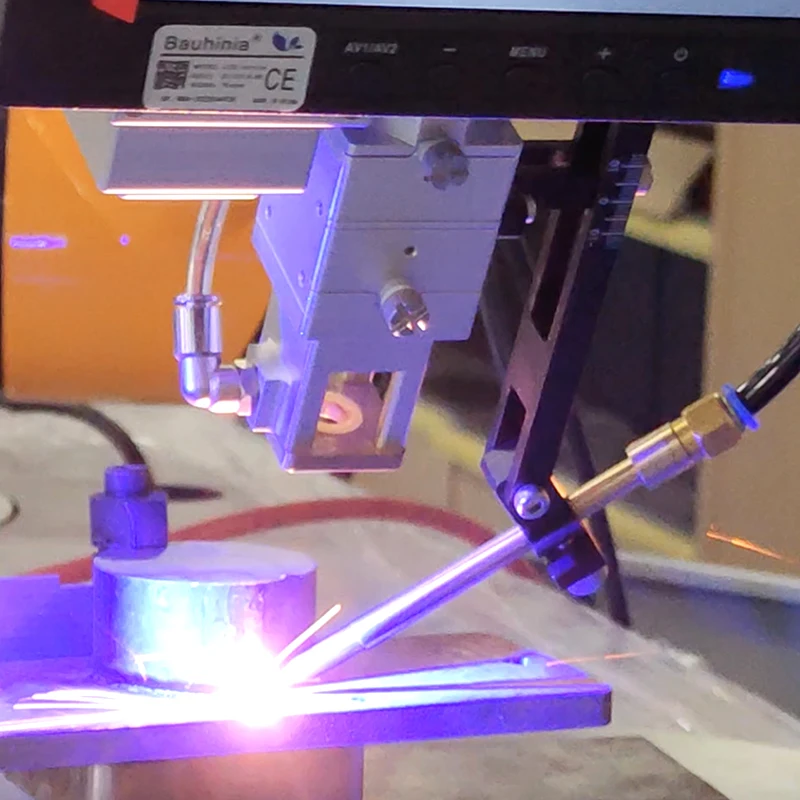 Picture 5: Custom 5kg 6-Axis Cobot Arm Welding Precision SystemMechanical ArmManipulatorWorkstationServo Actuated Jib Arm