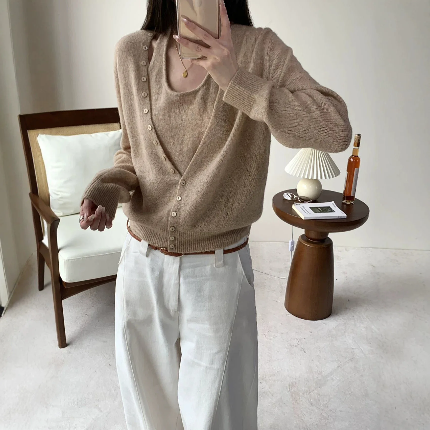 2026 New Early Autumn Vacation Two piece V-neck Knitted Sweater Women's Early Autumn Sheep Camel Wool Knitted Sweater