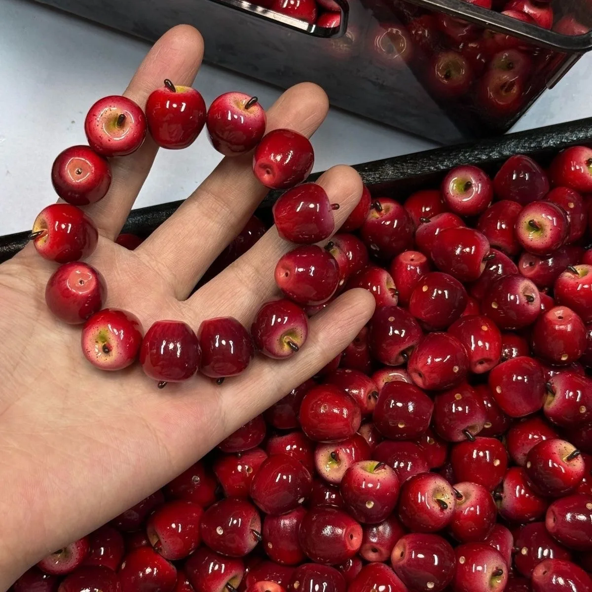

Creative Apple-Shaped Ladies Bracelet Resin Fruits Handcrafted Funny Jewelry Personalized Gift for Women