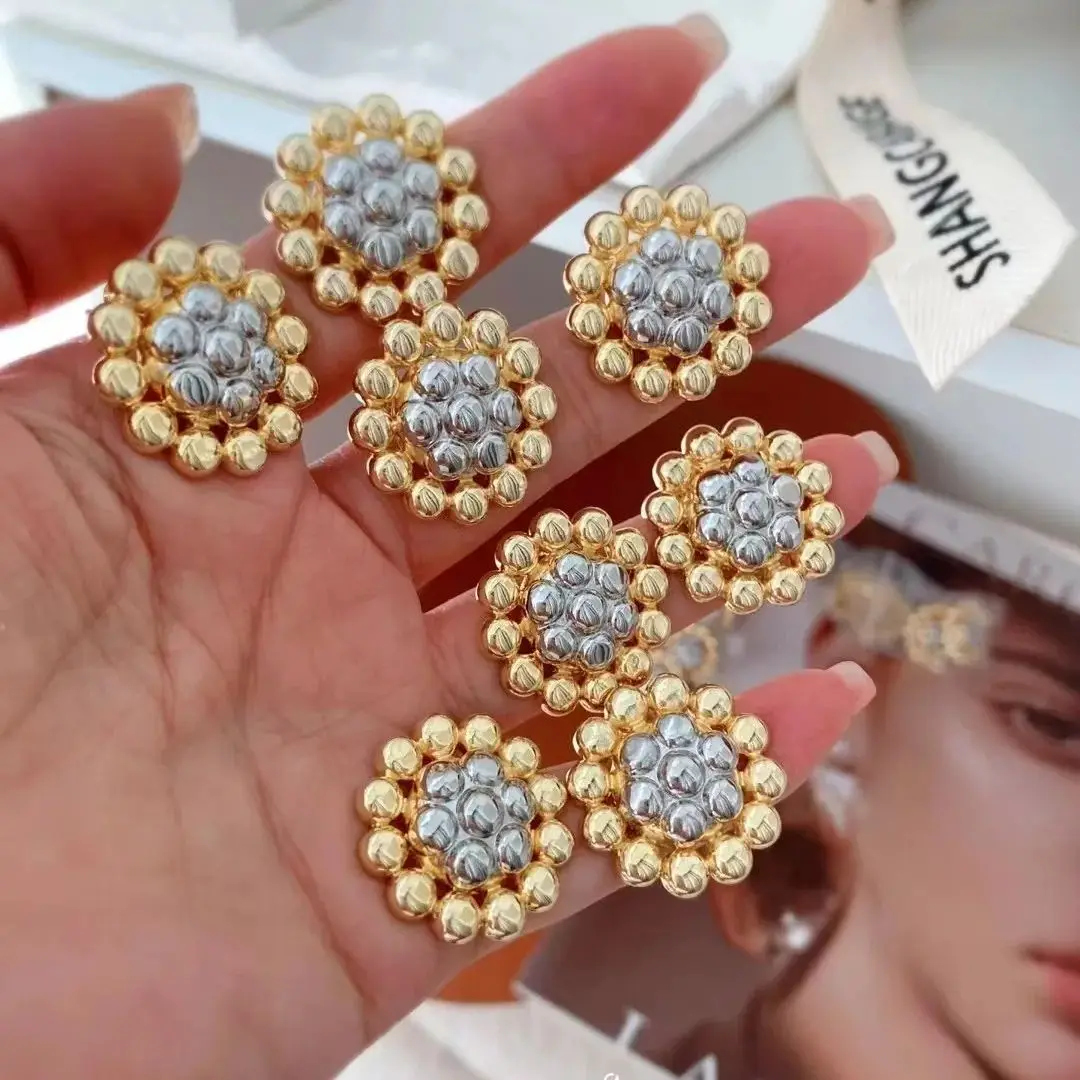 5 Pairs, Classic Two tone Round Flower Geometric Stud Earrings Female Fashion Jewelry