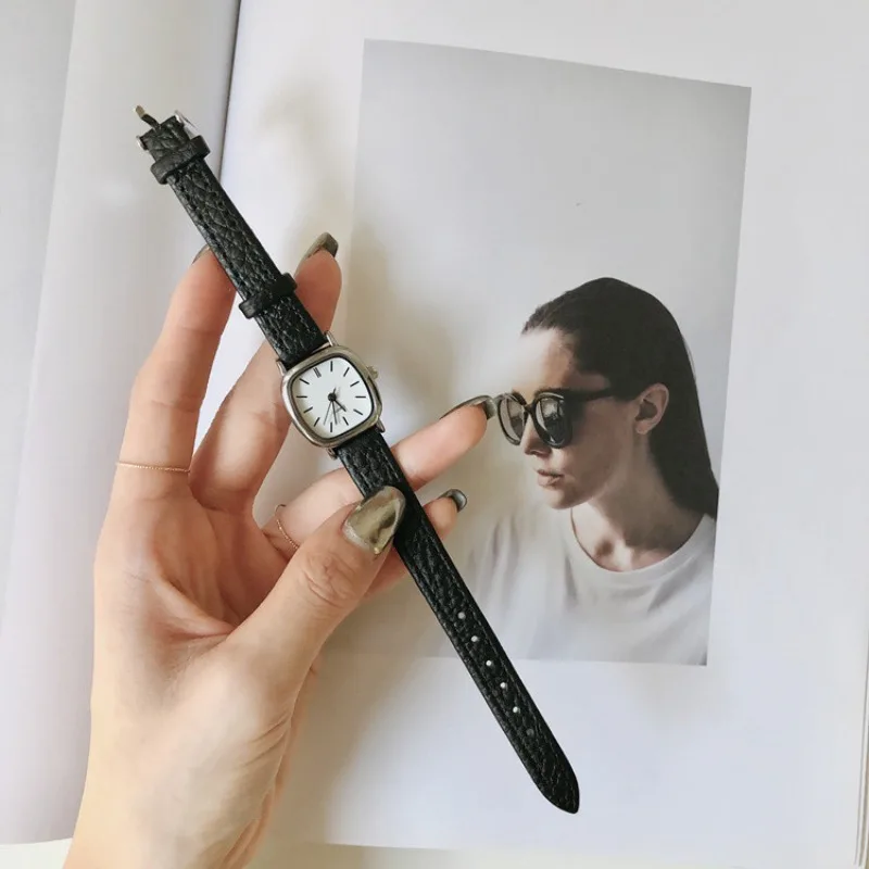 

часы женские Ladies Casual Bracelet Watches Women's Simple Vintage Watches for Women Dial Wristwatch Leather Strap Wrist Watch
