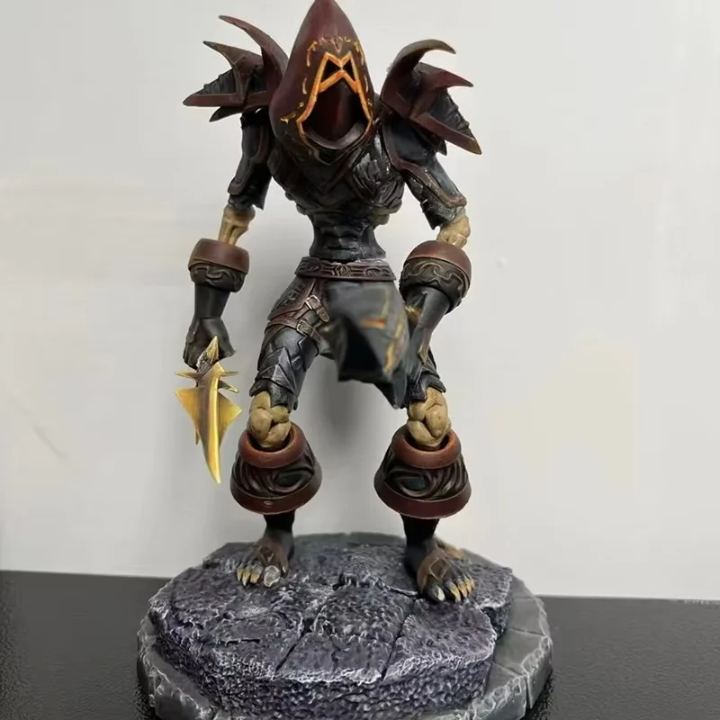 World of Warcraft Bloody Tooth Thief Action Figure Cartoon Desktop Case Ornament GK Garage Kit Collectible Statue for Fans