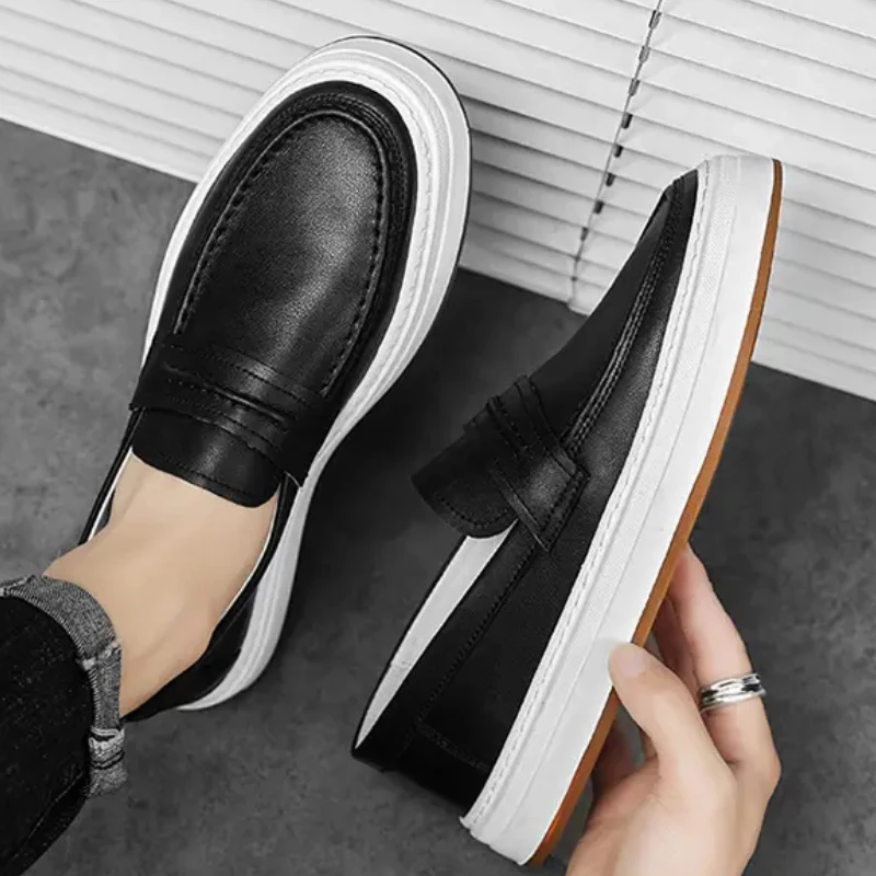 Men Leather Shoes Solid Colour Comfortable Sneakers Spring Autumn British Style Vintage Non-slip Lightweight Slip on Loafers