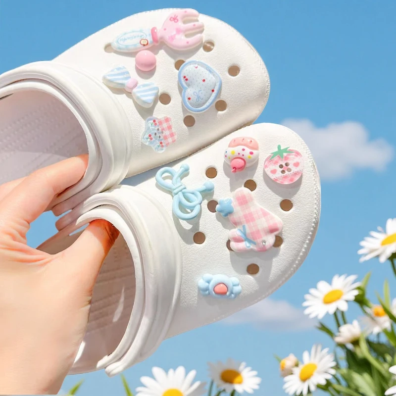 Flower Shoe Charms for Sweet Cute Girly Hole Shoe Charms Designer Elegant Vintage Pearl butterfly Shoe Jewelry All-match