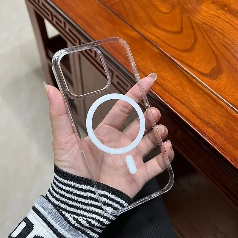 Thumbnail 4 - #16 iPhone 14 Pro Cases Discount Picks