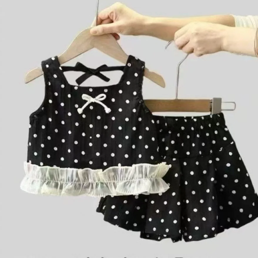 2026 Summer Girls 2 Piece Set Classic Polka Dot Pattern Full of Lovely Girlish Feeling Matching Top and Mini Skirt