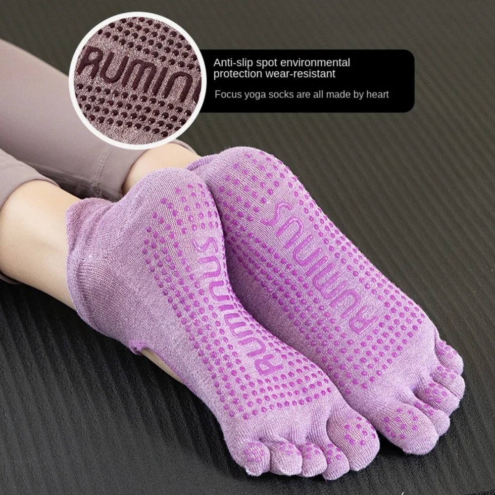 1 Pair High Quality Anti-slip Yoga Pilates Socks Cotton Split Toe Sport Socks Breathable with Grip Five-finger Socks Dance