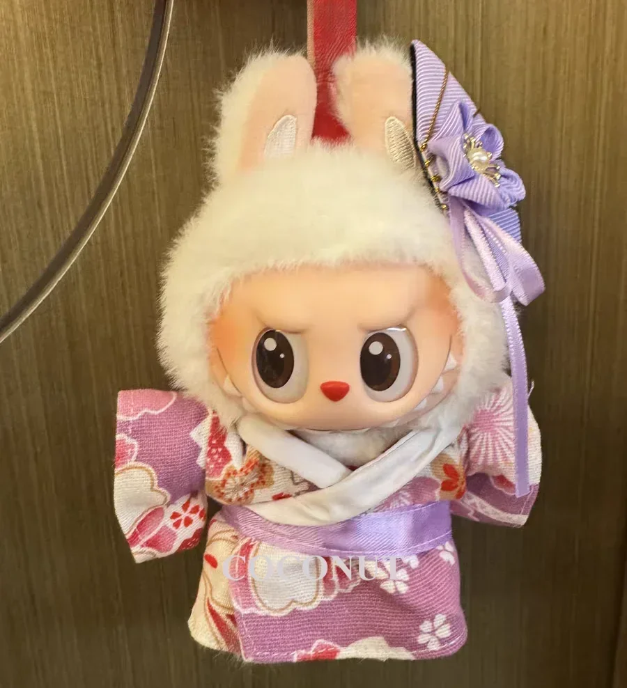 ملابس لابوبو: كيمونو مستوحى من الجيشا - تصميم زهر الكرز الرقيق لدمى الفينيل مقاس 17 سم