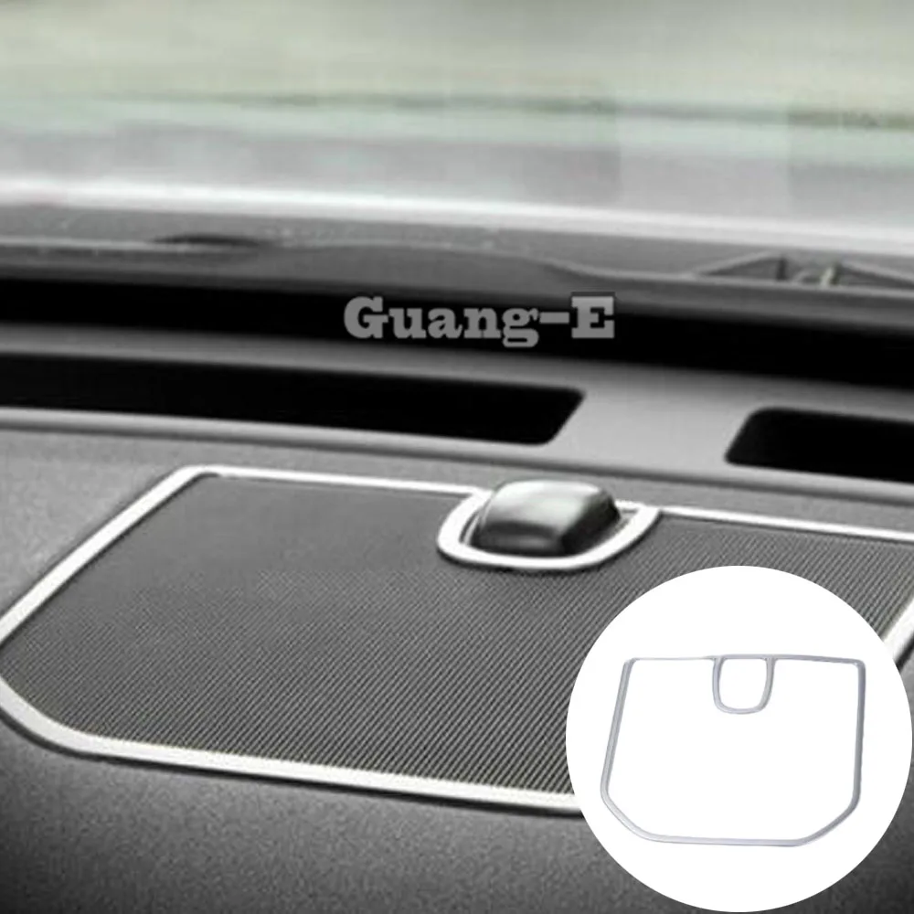 

Car Cover Front Dashboard Speaker Sound For Land Rover Discovery Sport 2015 2016 2017 2018 2019 Ring Audio Trim Frame 1pcs