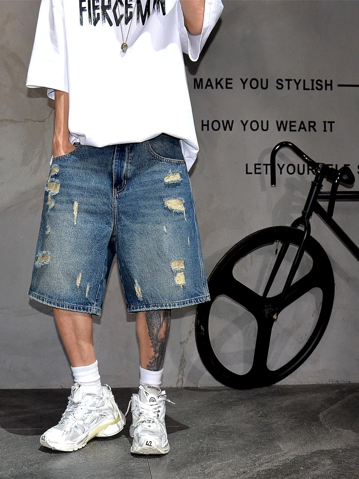 

Summer Large Size Men's Retro American Denim orts Loose Fit Hole Punch Straight Leg Five-Point Pants Casual Wear