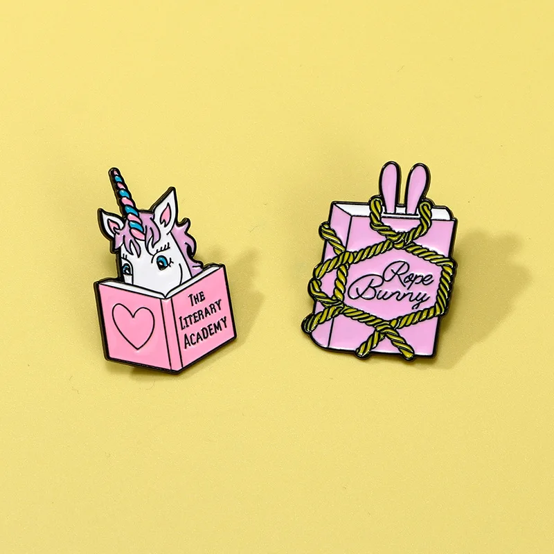 Creative Pink Unicorn Brooch Cute Cartoon Book Shape Enamel Alloy Pin Badge DIY Clothing Bags Hat Scarf T-shirt Jeans Accessory