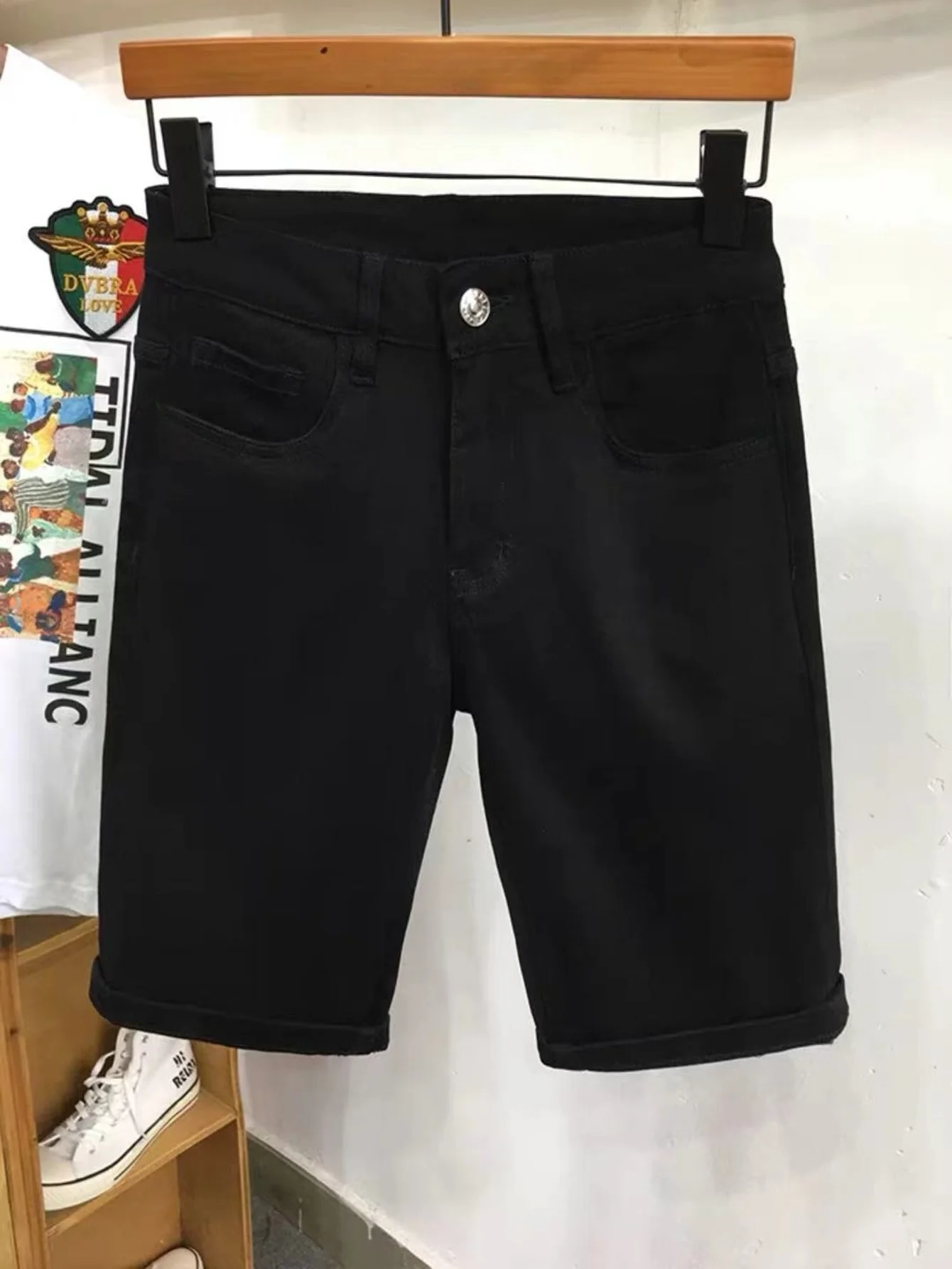 

Мужские черные стрейчевые джинсовые шорты Slim Fit унисекс для создания уличного образа