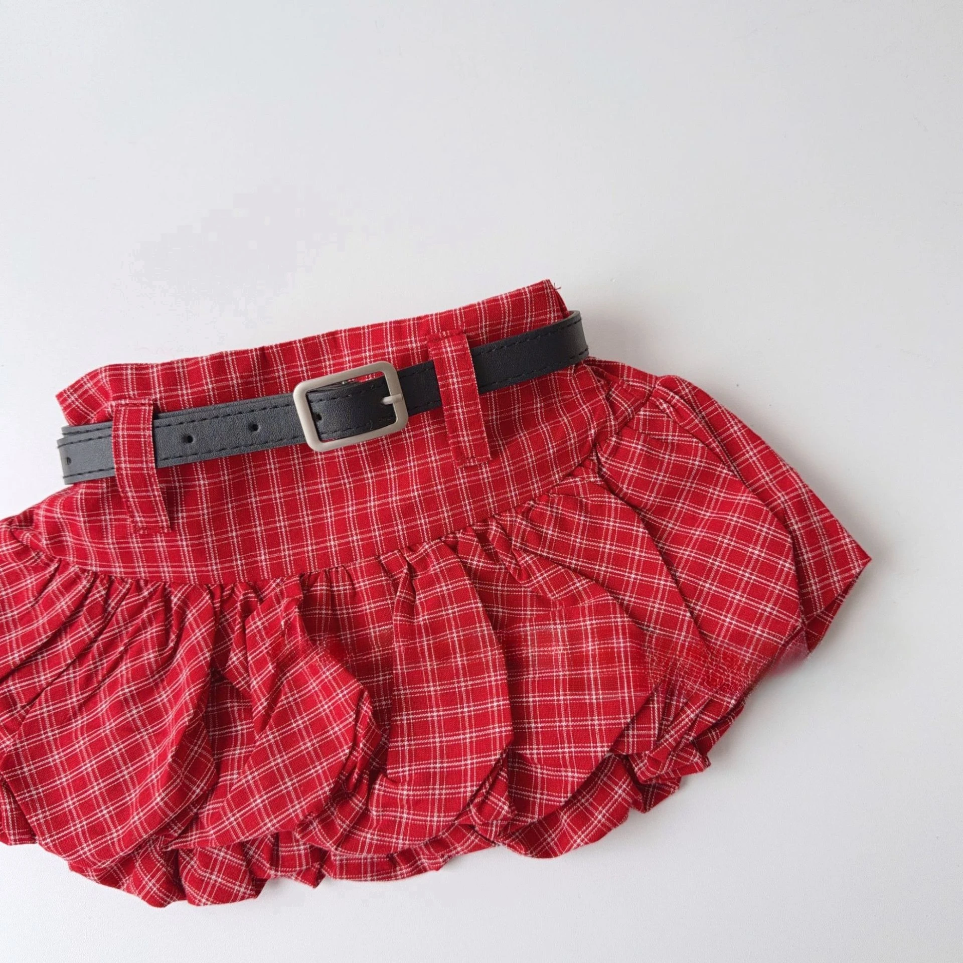 Summer girls' red checkered cake mini skirt with belt included