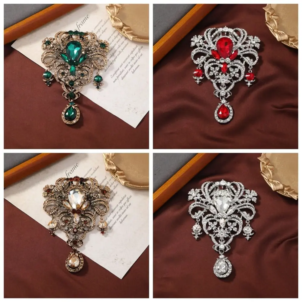 Elegant Shining Rhinestone Brooch Pendant Charms Flower Brooch Decorative Hollow Luxury Ornaments for Mother