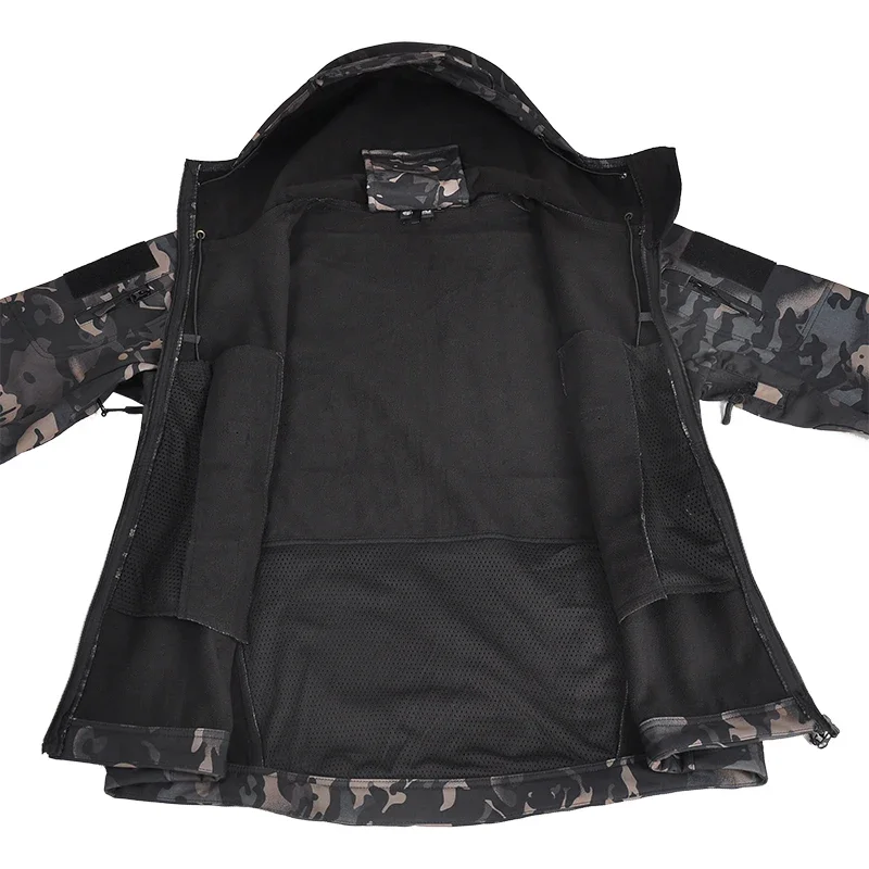 New Soft Shell Tactical Jacket  Men Winter Fleece Hooded Coat Hunting Clothes Outdoor Camouflage CS Tops Waterproof Windproof - view 3