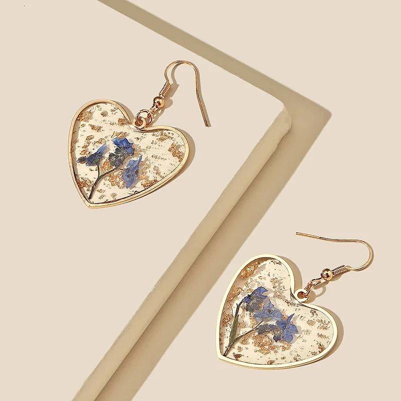 Trendy Heart Earrings for Women Blue Dried Flower Transparent Resin Drop Earring Girls Aesthetic Jewelry Female Anniversary Gift