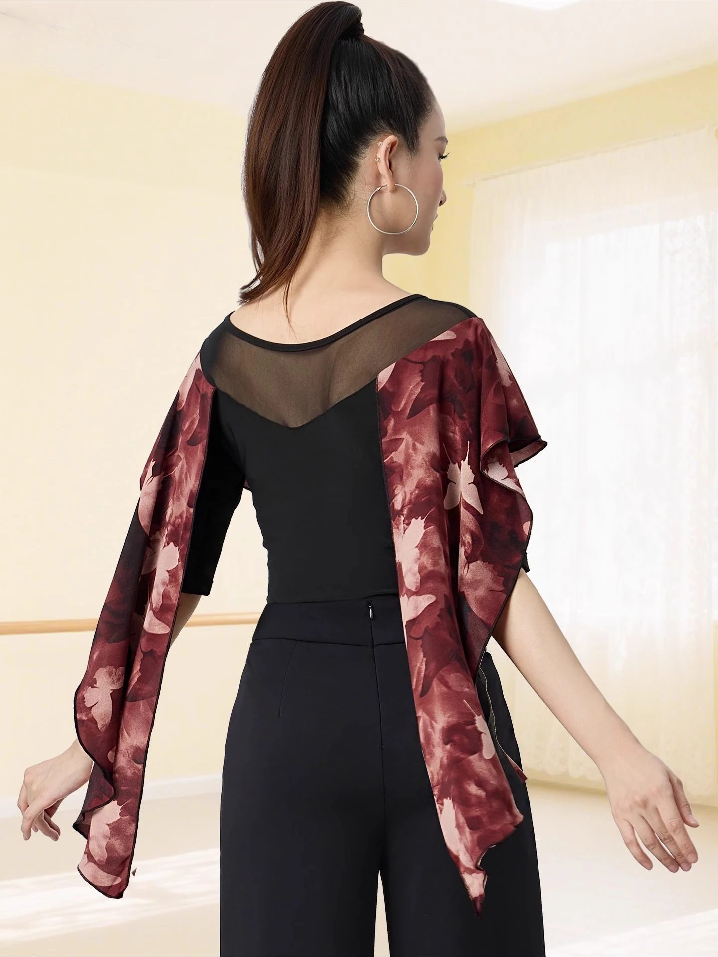 새로운 현대 댄스 탑 패션 인쇄 라틴 댄스 의류 우아한 크루 넥 라틴 댄스 의류