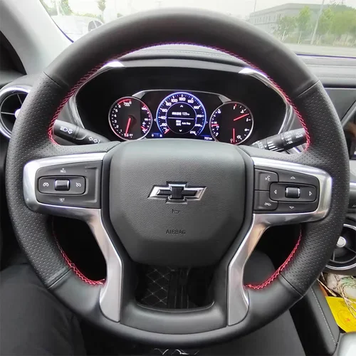 Imagen 2 del producto Funda de cuero genuino antideslizante para volante de coche, cosida a mano, negra, para Chevrolet Silverado Blazer 3500HD, 2020-2023