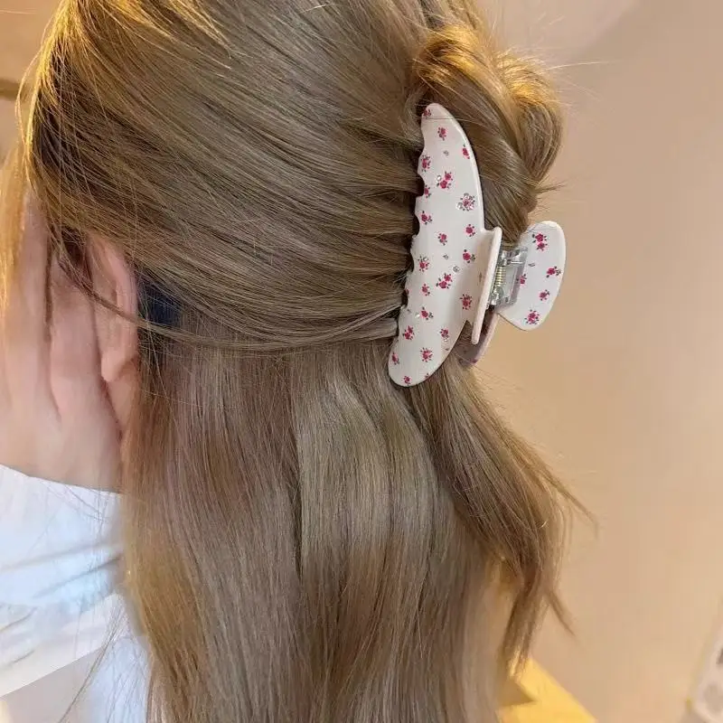 Acrylic Cherry Rose Print Hair Claw Sweet Rhinestone Women Girls Shark Clip Hair Crab Clip for Women Girls Elegant Accessories