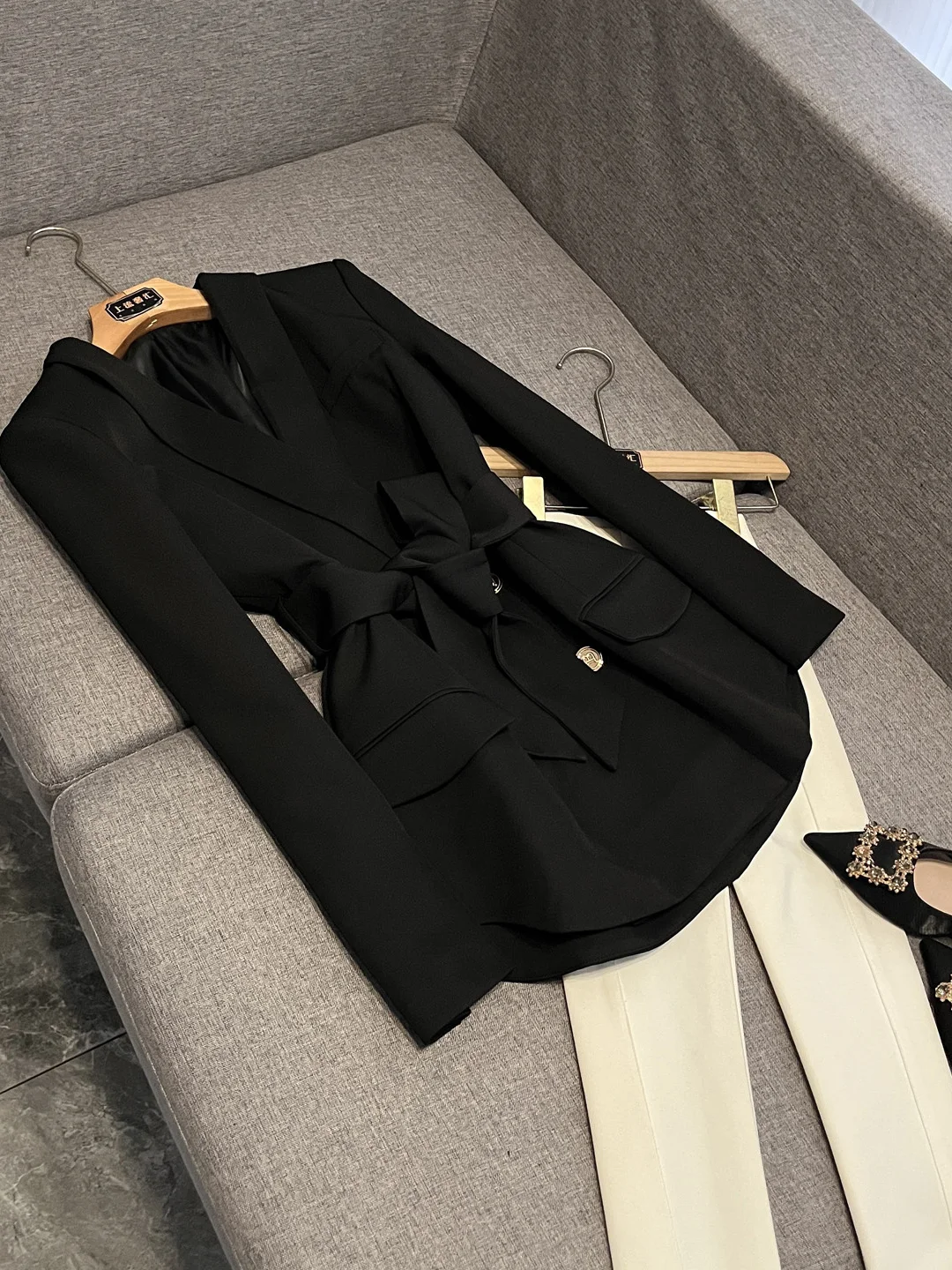 

Slim Fit Metal Double Buttoned Waist Belted Suit Jaet A6744 Commute Sle Long Sve Regular Length Pure Color